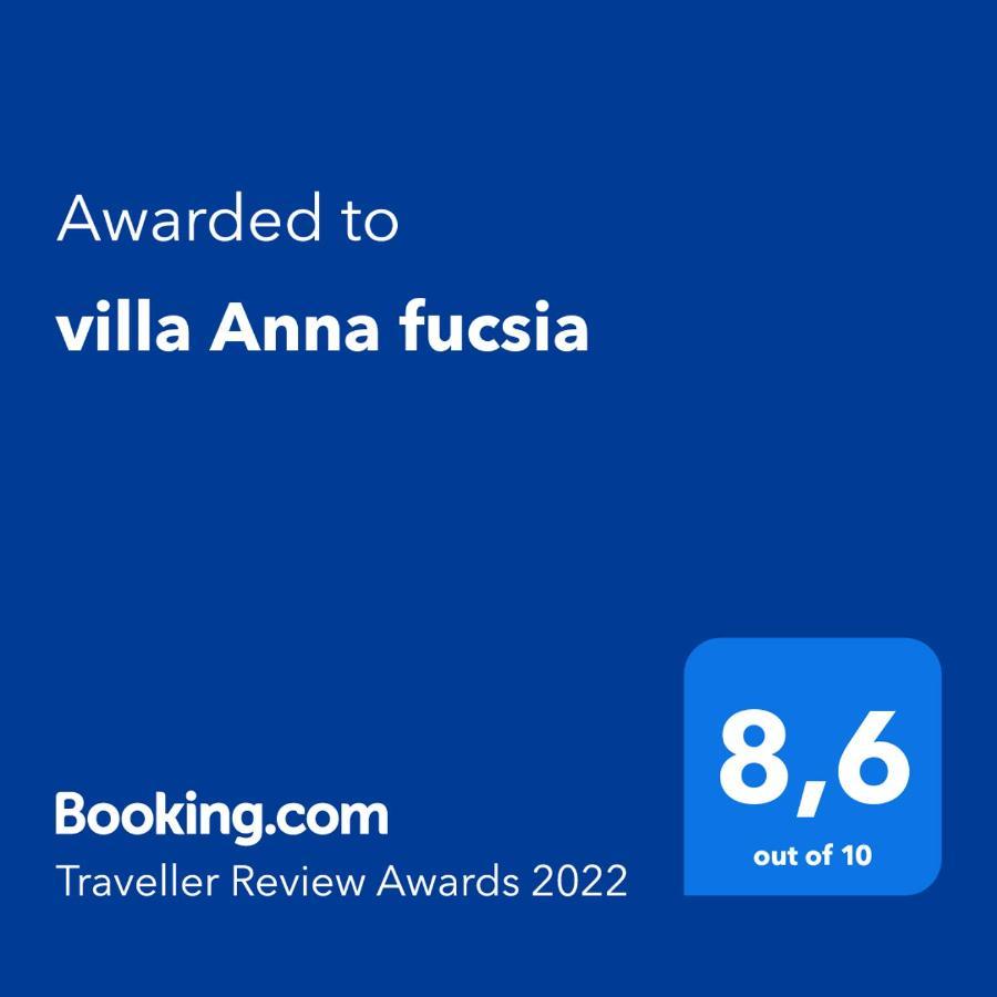Villa Anna Fucsia Reitani Exterior photo